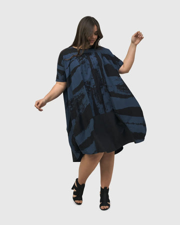 alembika-urban-streets-muumuu-kleid-navy-weites-baumwollkleid-mit-taschen image 5