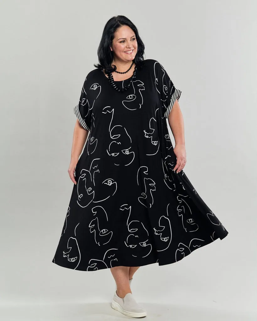 alembika-ayla-trapeze-midi-kleid-faces image 1