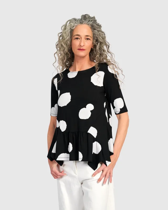 alembika-addison-flouncy-tee-circles-jersey-shirt image 1