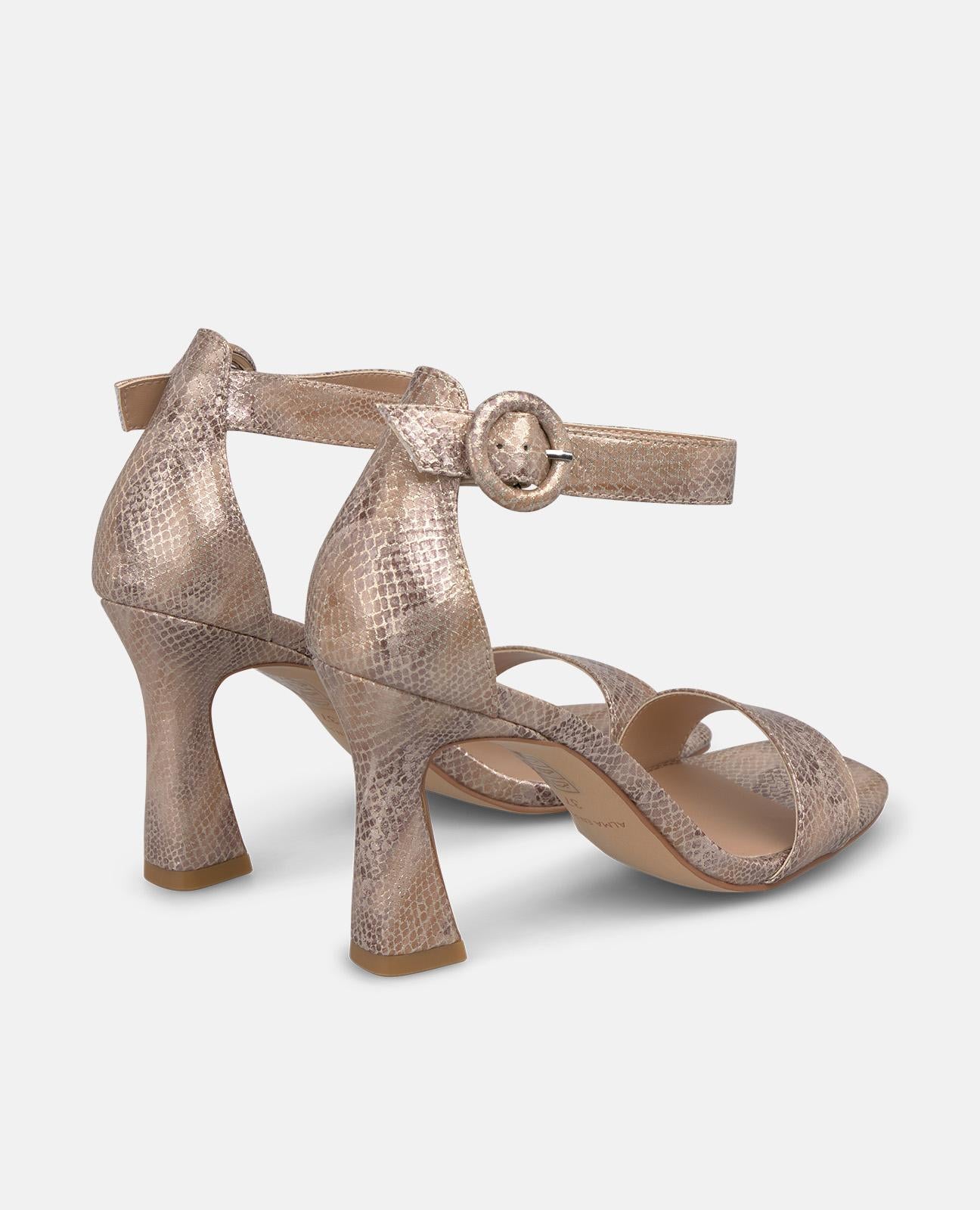 alma-en-pena-riemen-sandale-mit-absatz-camel-8-cm-eckige-zehen image 3
