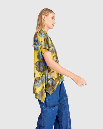 alembika-wild-winds-flounce-tee-gold-ocean-dots image 4