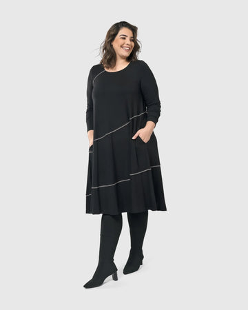 alembika-nightingale-pullover-midikleid-schwarz-fit-flare image 2