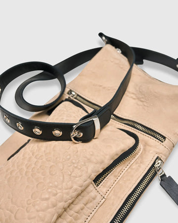 alembika-flat-stash-pouch-bag-nude image 3