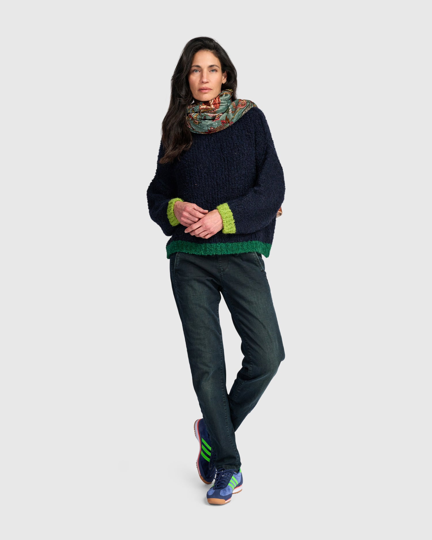 alembika-riff-boucle-pullover-midnight image 7