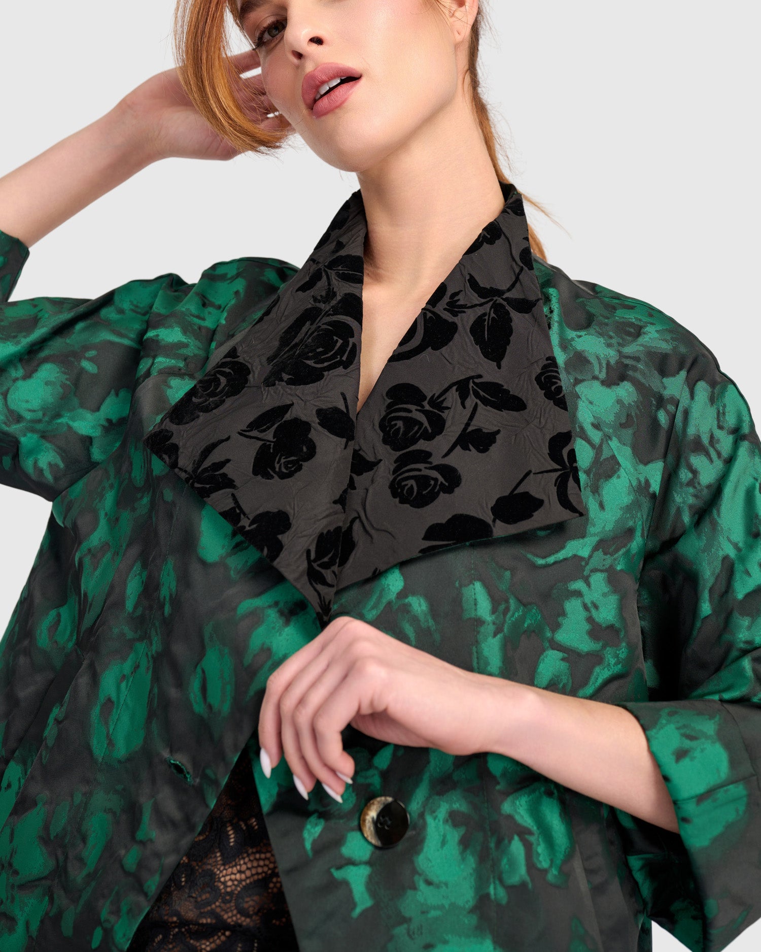 alembika-palatial-cocktail-jacke-emerald image 8
