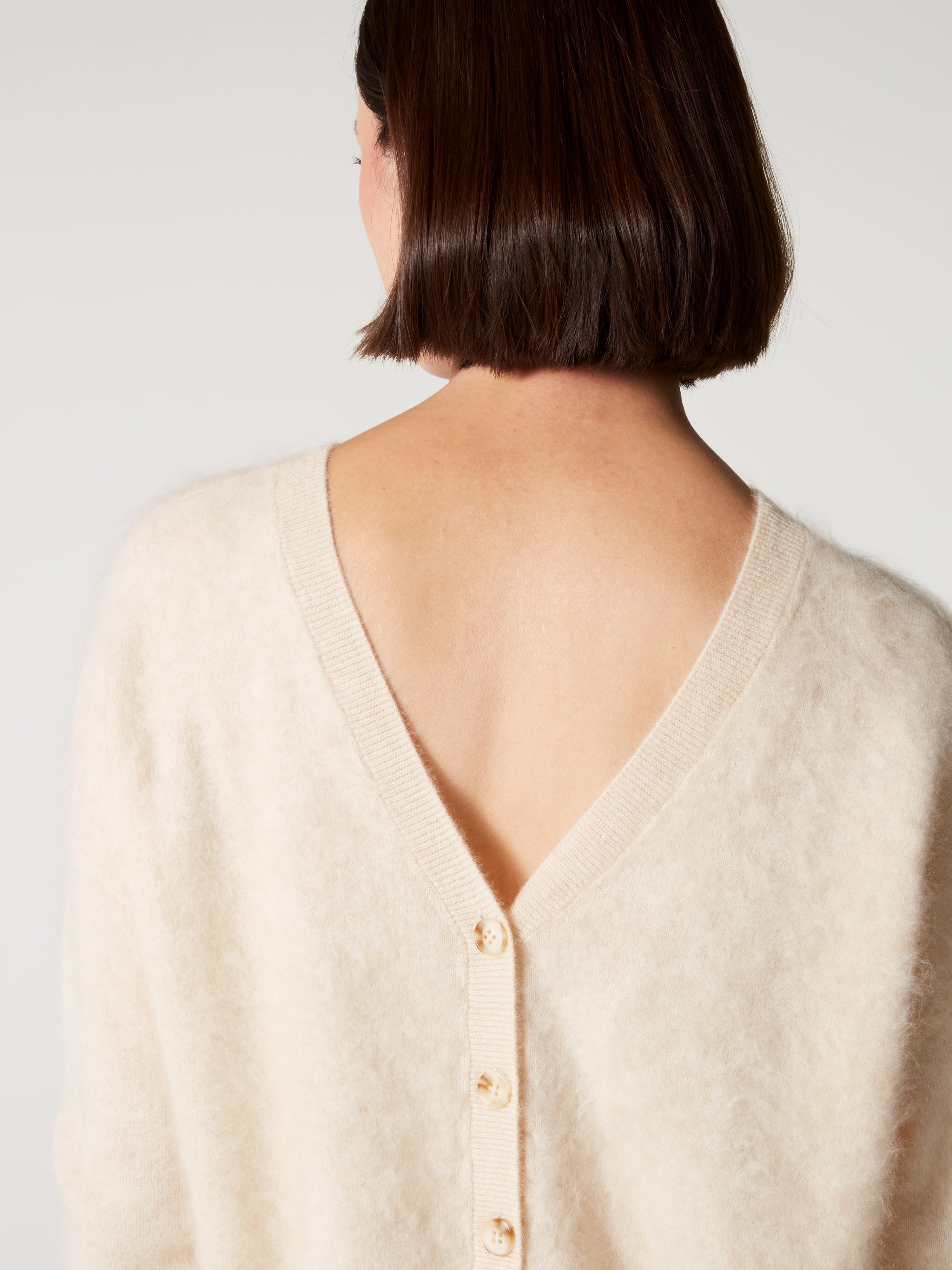 absolut-debora-cardigan-aus-geb-rstetem-kaschmir-f-r-damen-oversize-hellbeige image 5