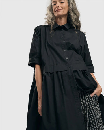 alembika-urban-callie-babydoll-dress-black-knopfkleid-tunika image 2