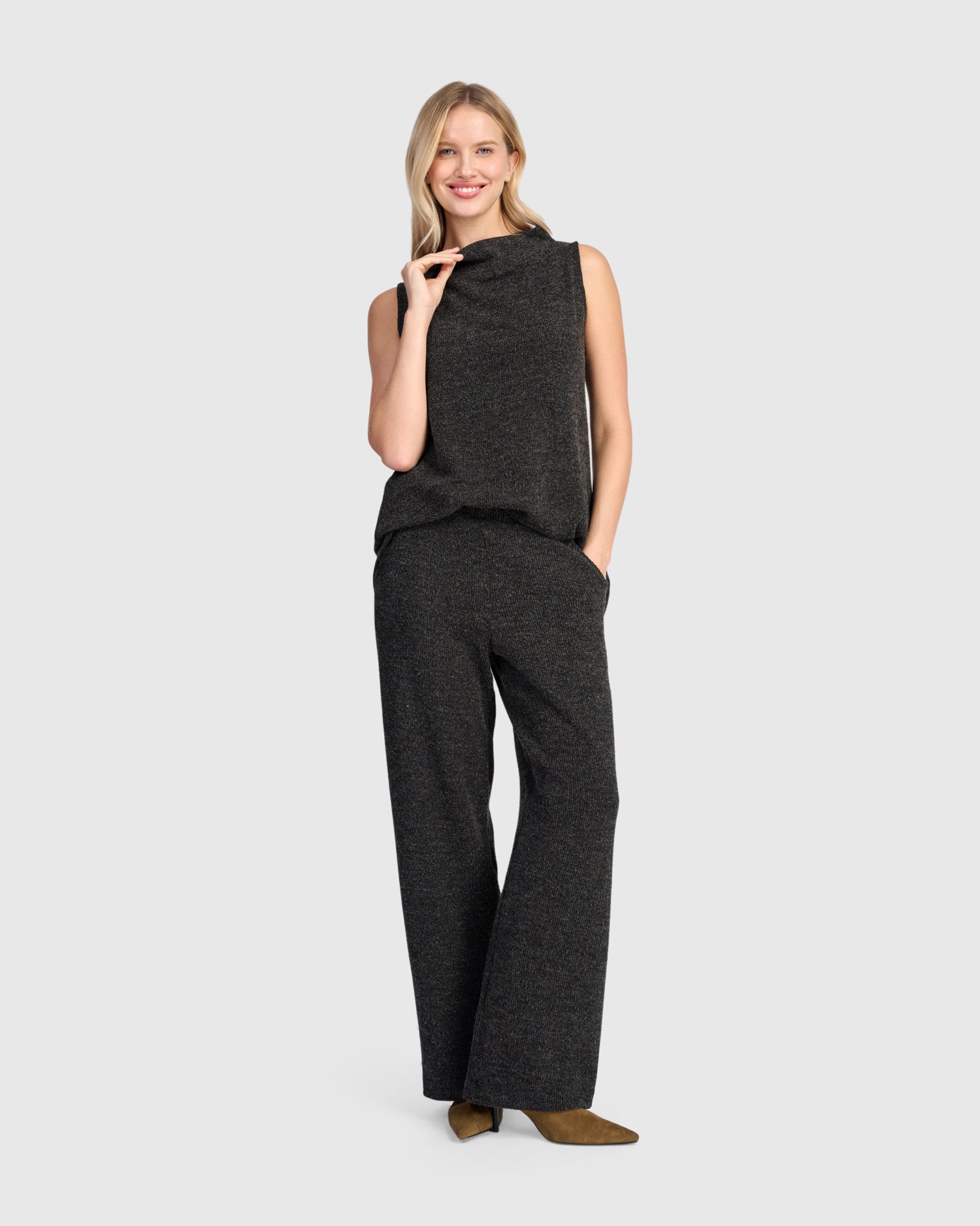 alembika-urban-marl-knit-straight-pants-shadow-gerade-fleece-hose image 7