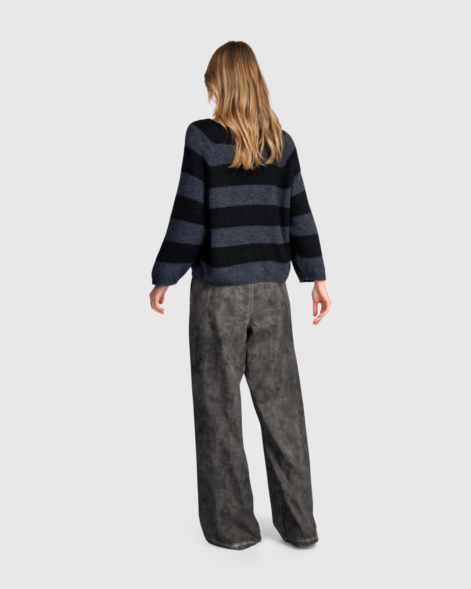 alembika-spry-striped-sweater-schwarz-graphit image 5