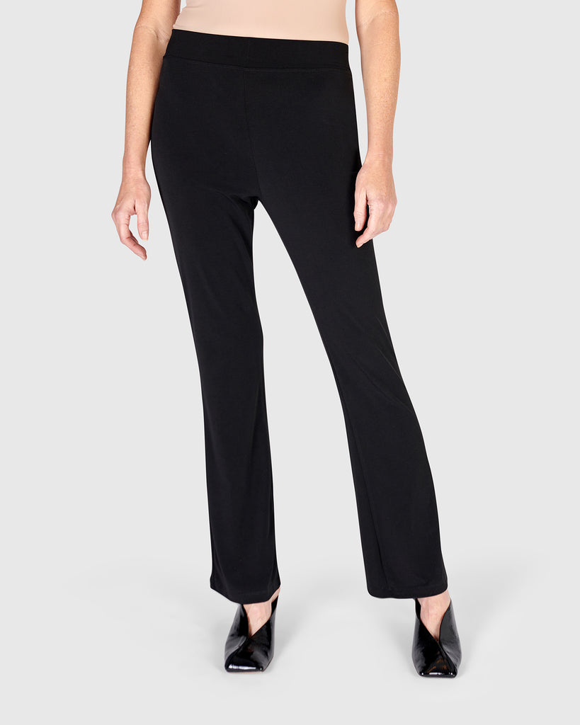 alembika-essential-kick-flare-hose-schwarz image 1