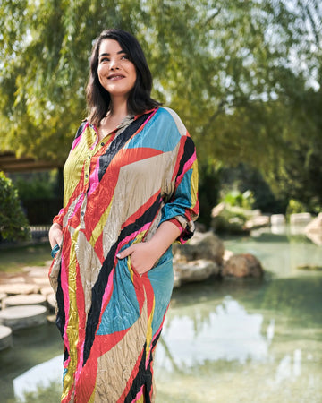 alembika-abstract-crinkle-shirtdress-multi image 3