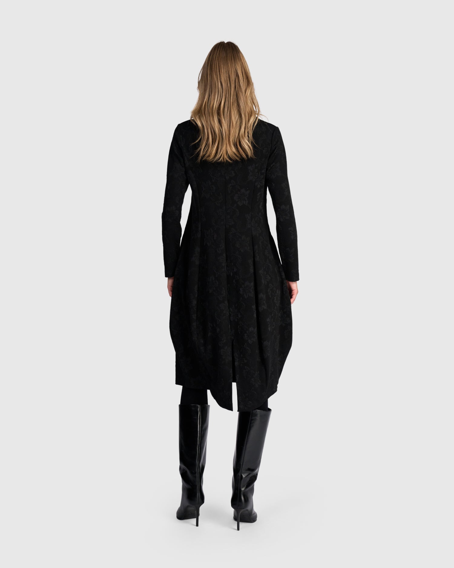 alembika-locket-dress-black-flora-cocoon-kleid image 4
