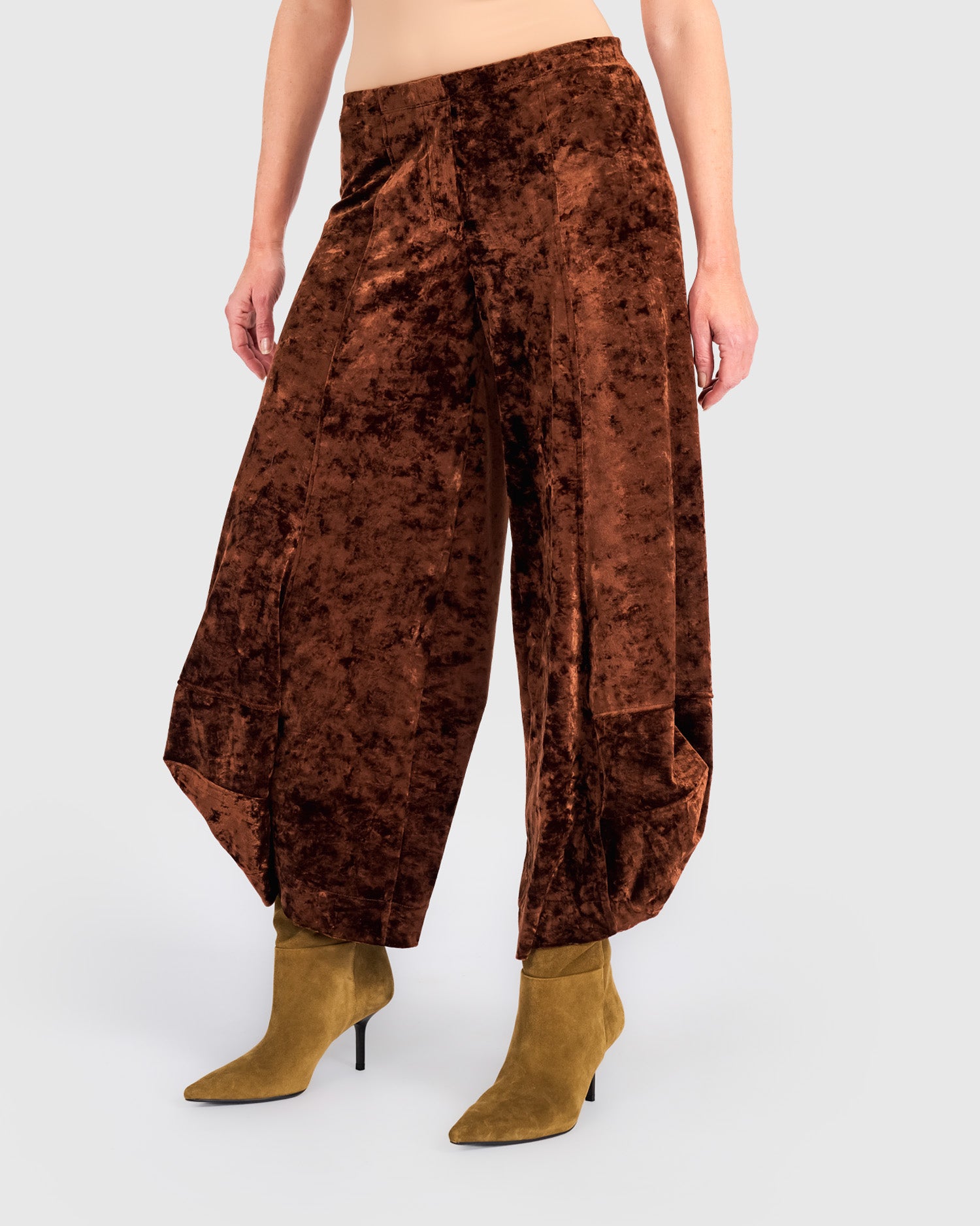 alembika-crushed-velvet-punto-hose-maple image 4