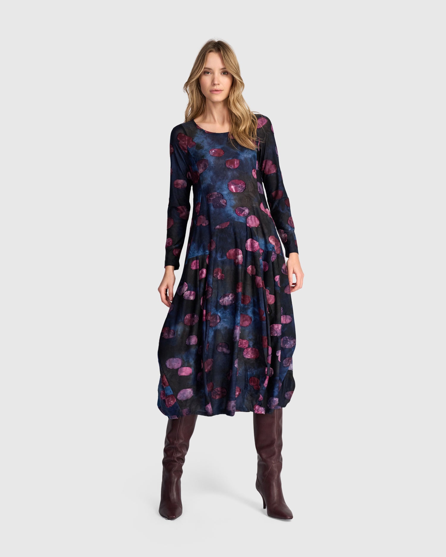 alembika-calliope-crew-cocoon-kleid-midnight-wine image 5