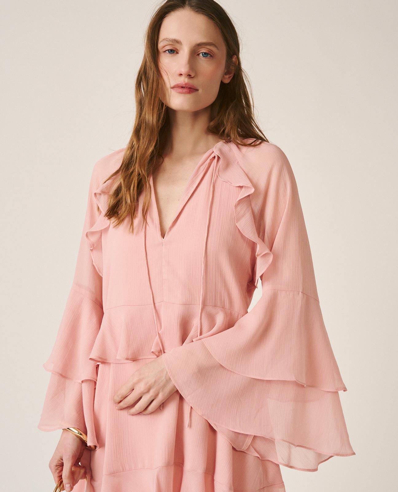 alma-en-pena-minikleid-aus-chiffon-mit-trompeten-rmeln-rosa image 4