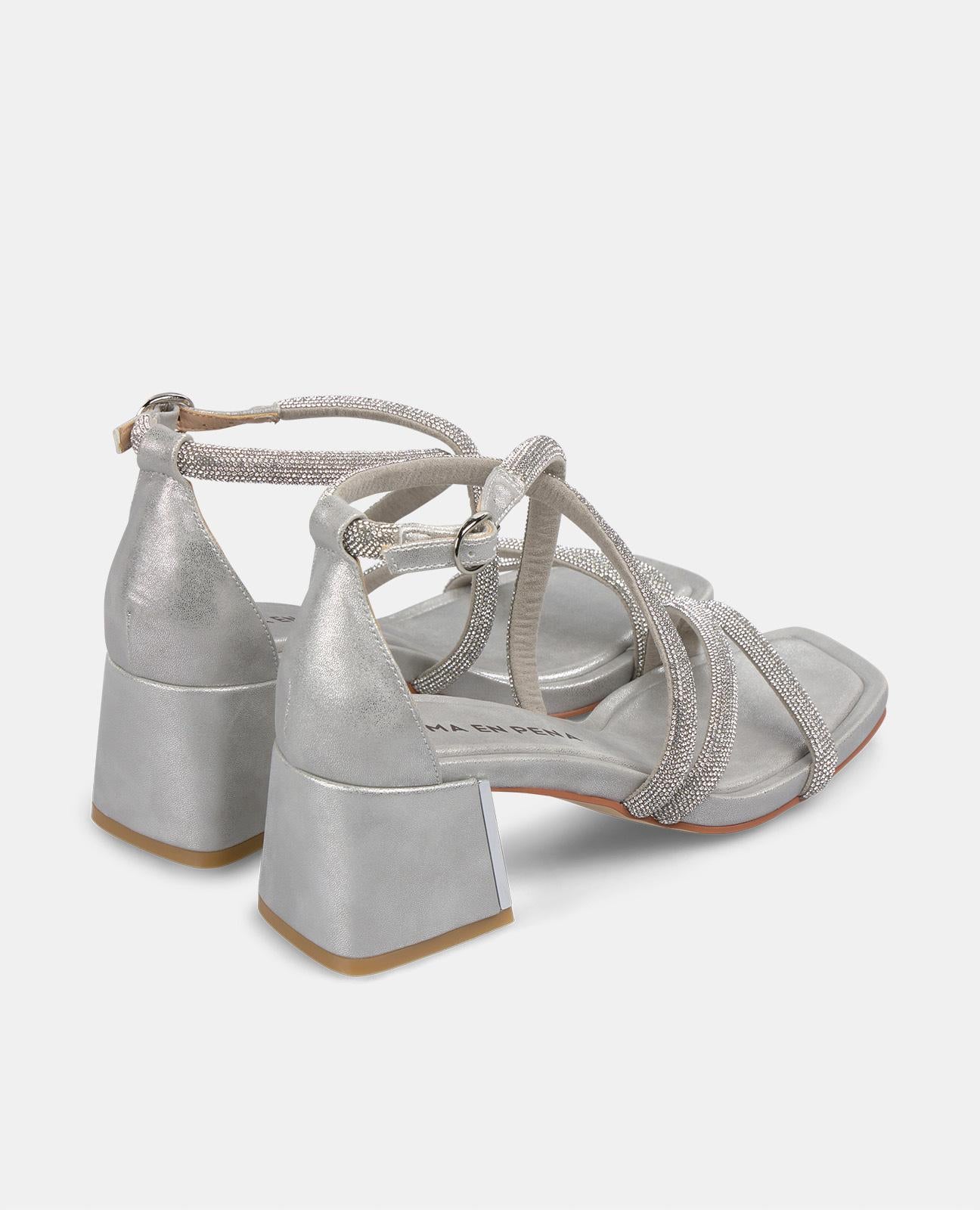 alma-en-pena-riemchen-sandalette-strass-gekreuzt-6-cm-absatz-silber image 3