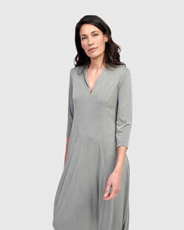 alembika-essential-cocoon-kleid-saladine image 5