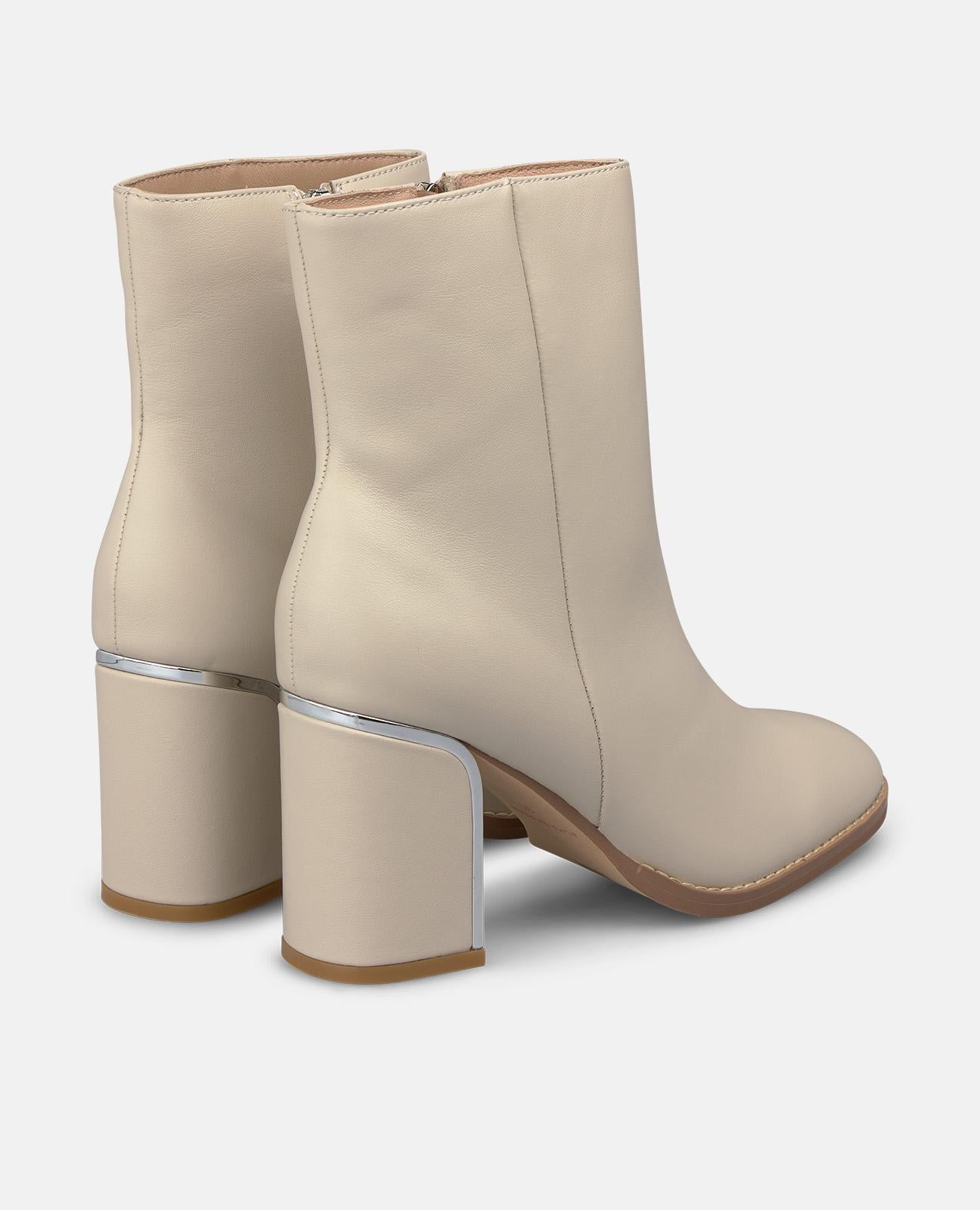 alma-en-pena-nappa-stiefeletten-wei-mit-rei-verschluss-8-cm image 3