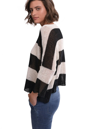 alembika-luxe-pocket-hem-pullover-cream-black image 5