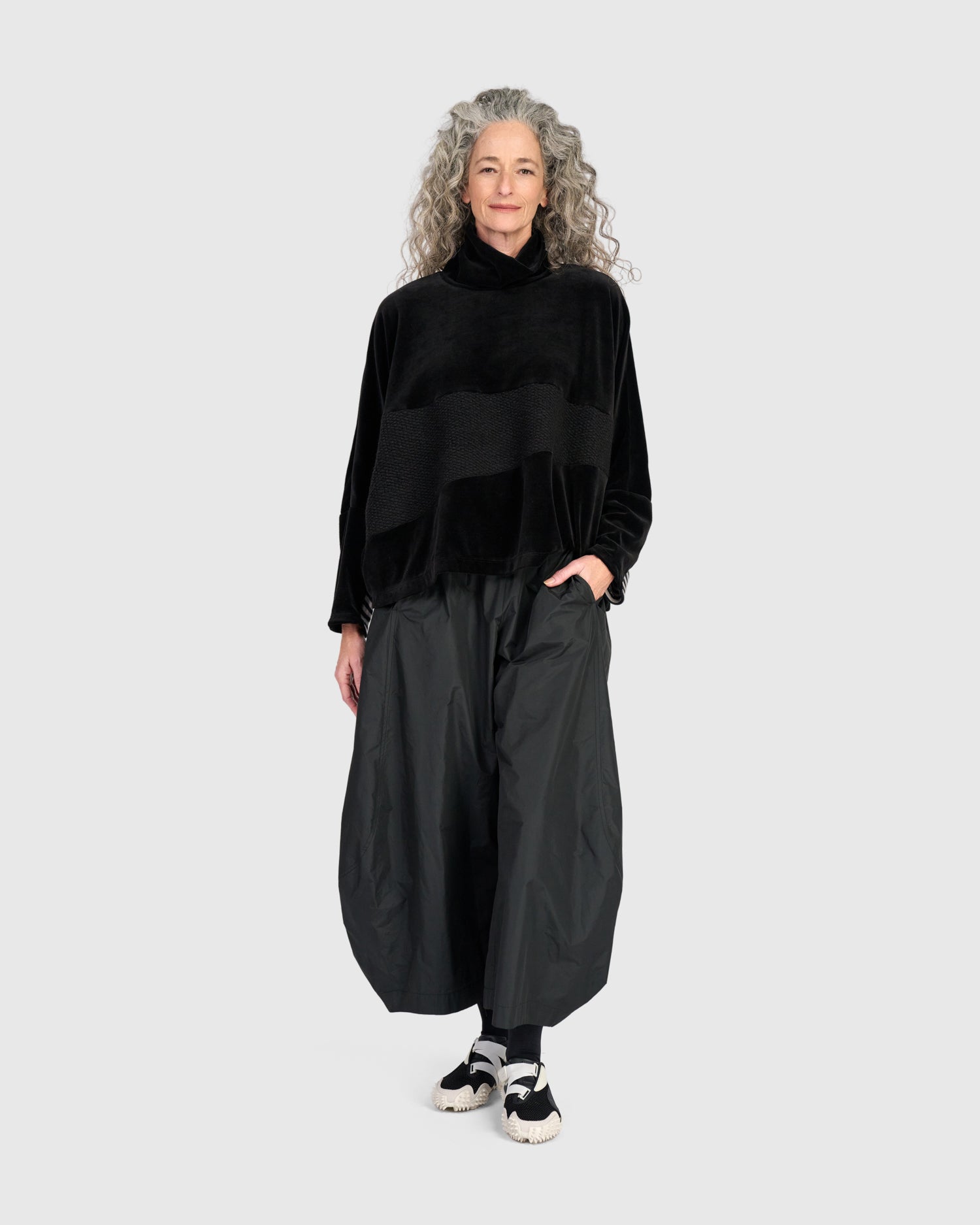 alembika-urban-soder-top-black-mix-samt-tunika image 3