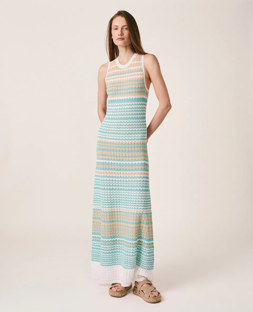 alma-en-pena-sleeveless-knit-dress-langes-rmelloses-strickkleid-blau image 1
