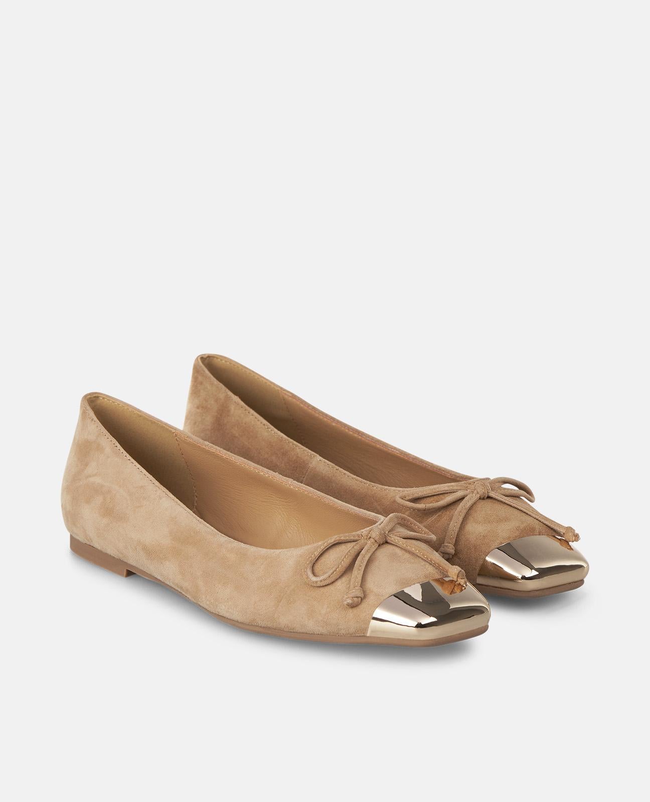 alma-en-pena-ballerina-camel-mit-schleife-und-metallic-kappe image 2