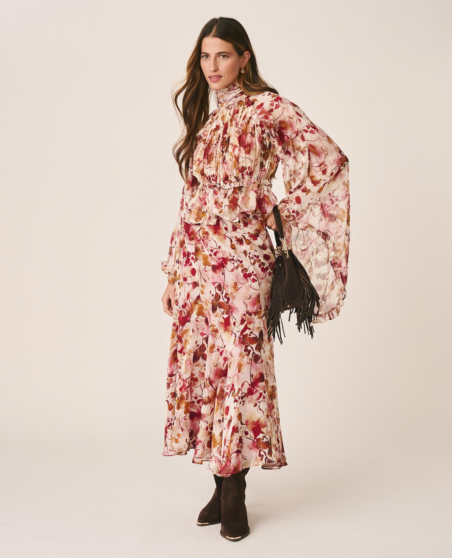 alma-en-pena-floral-midi-skirt-midi-rock-rosa image 2