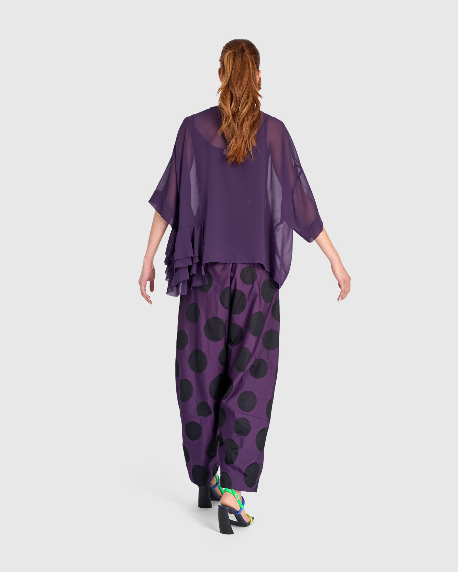 alembika-tyrian-barrel-pants-plum-high-rise-barrel-hose image 4