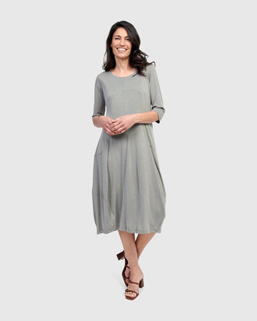 alembika-essential-crew-cocoon-kleid-saladine-ripstrick-kleid image 2