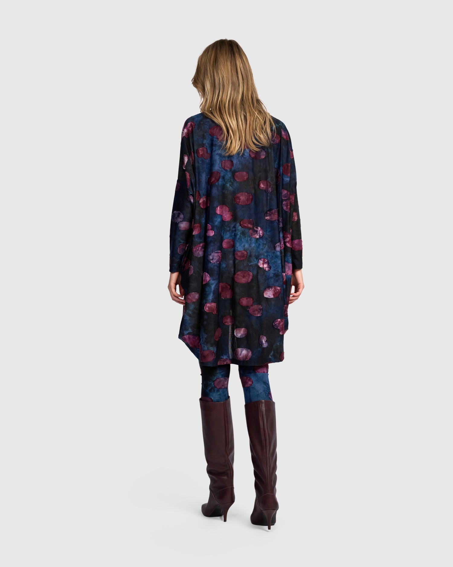 alembika-caprice-oversized-tunika-midnight-wine image 6