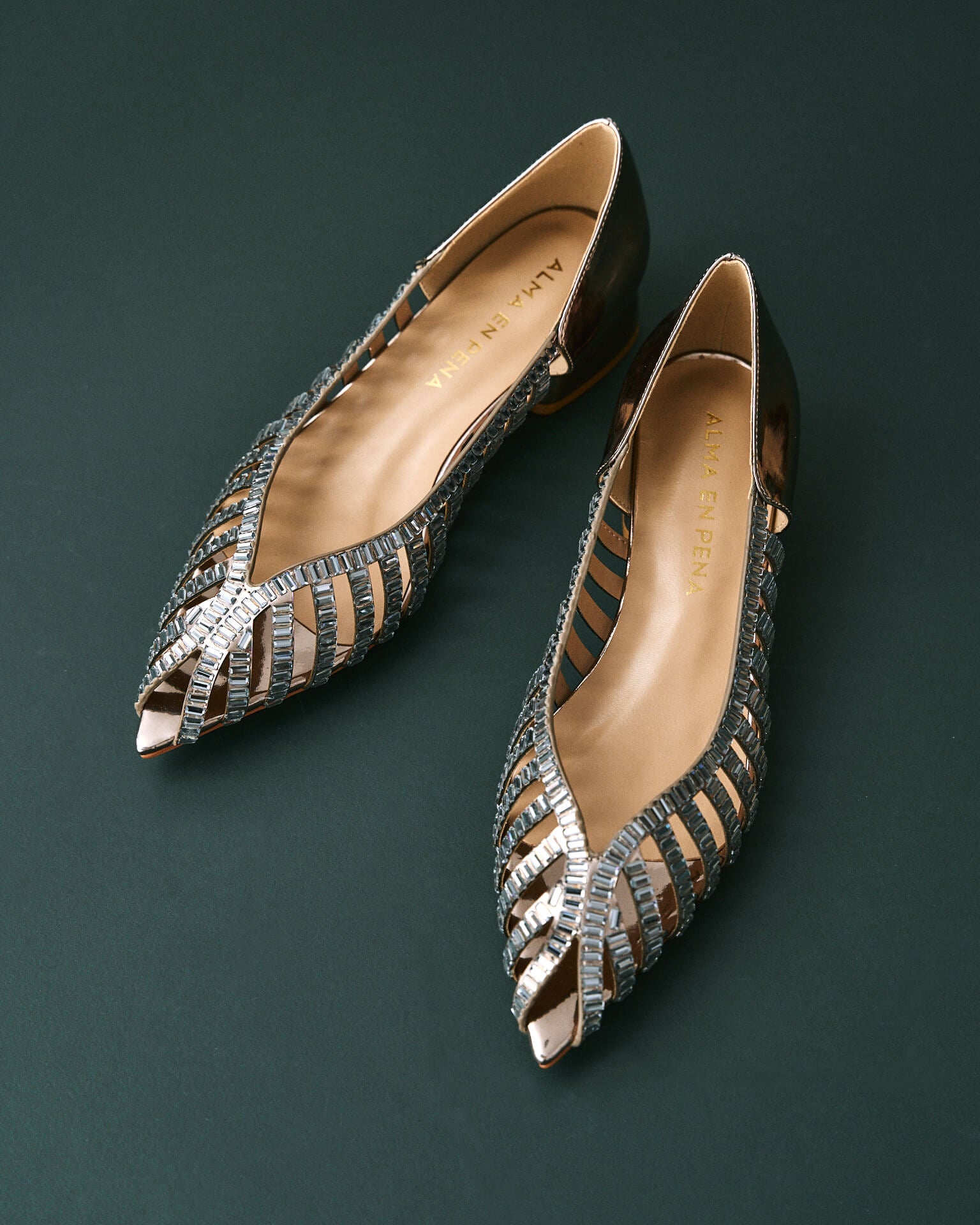 alma-en-pena-spiegelleffekt-ballerinas-silber-spitze-zehe-3-cm image 4