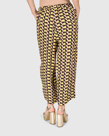 alembika-penrose-hose-geometric image 7