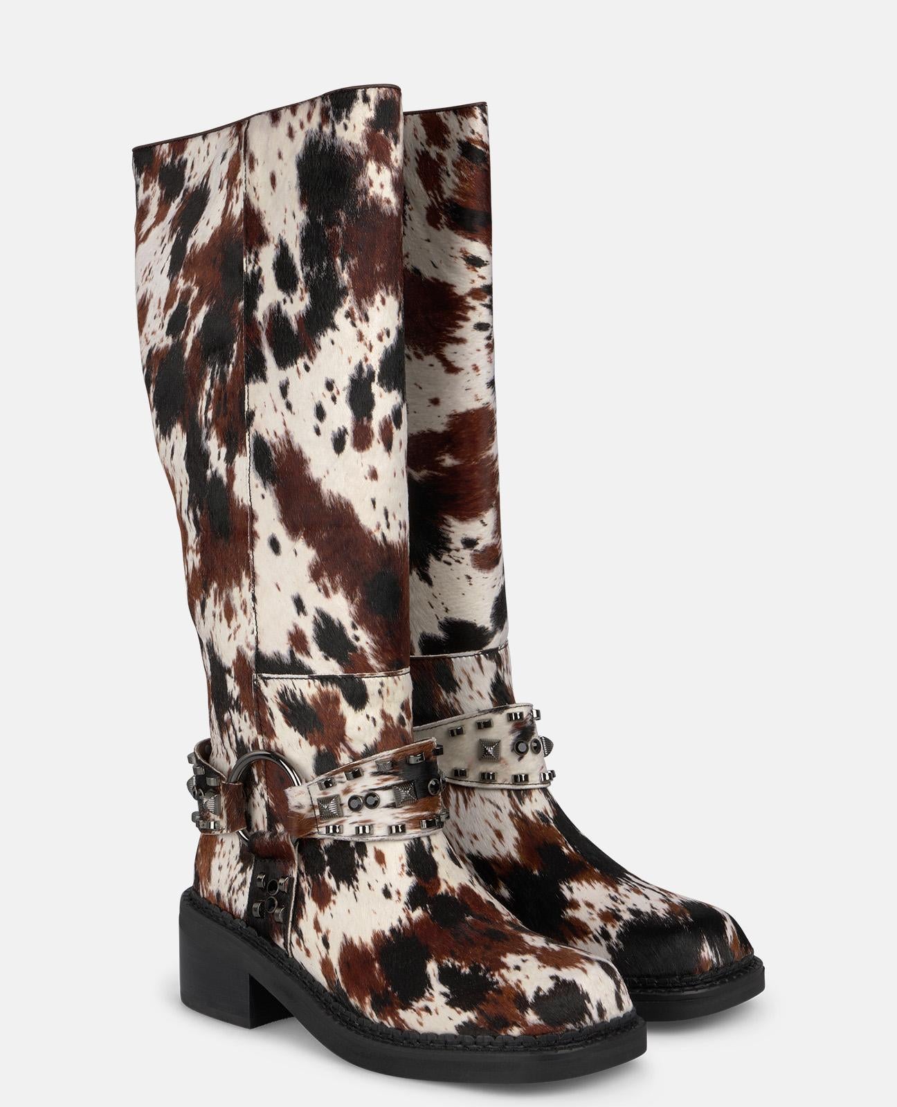 alma-en-pena-studded-biker-boot-multicolor-6-cm image 3