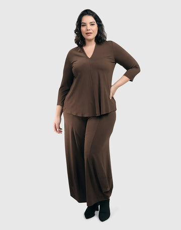 alembika-essential-v-neck-top-coffee image 7