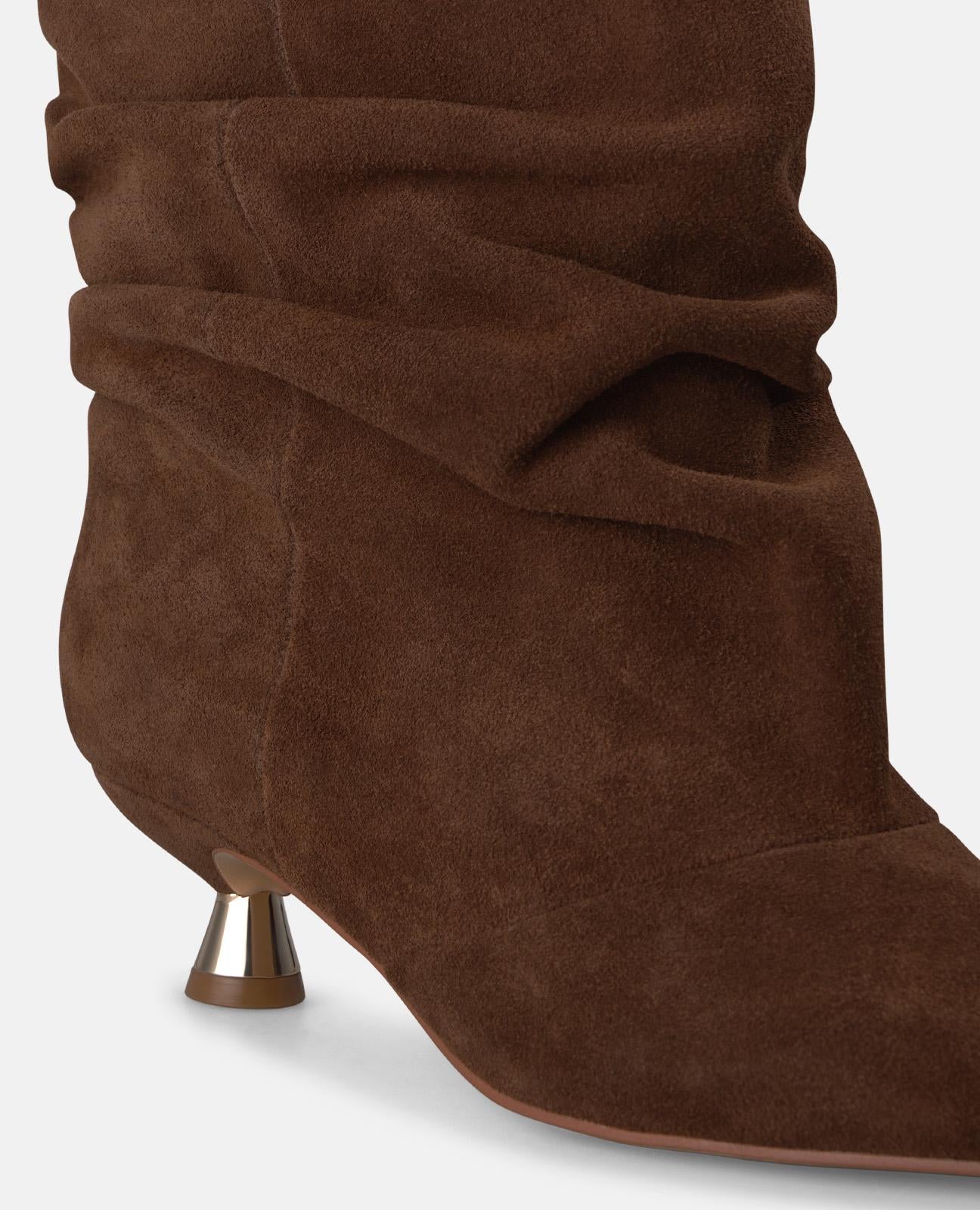 alma-en-pena-suede-stiefeletten-camel-mit-chupete-absatz-offen image 4