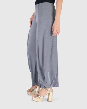 alembika-essential-go-to-cupro-punto-hose-celeste image 2