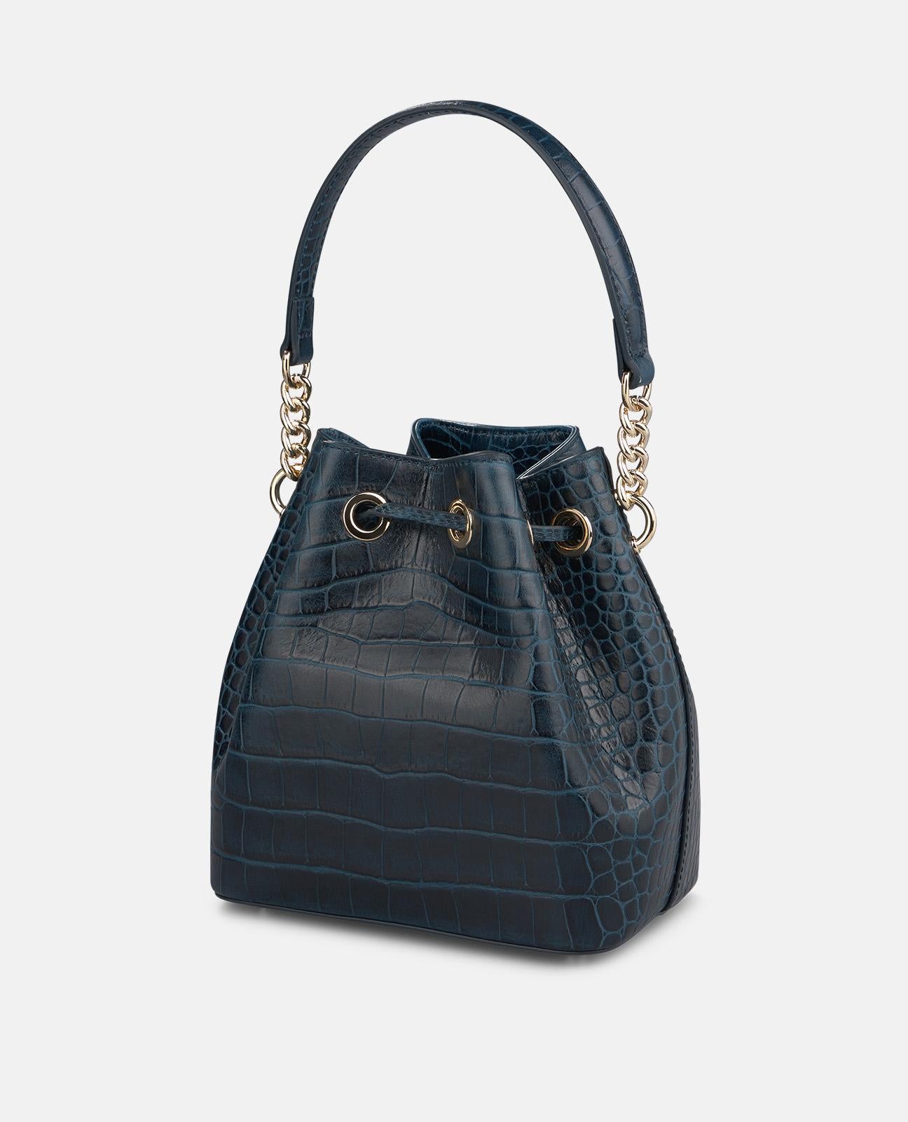 alma-en-pena-bombonera-leder-tasche-damen-blau-kette image 4