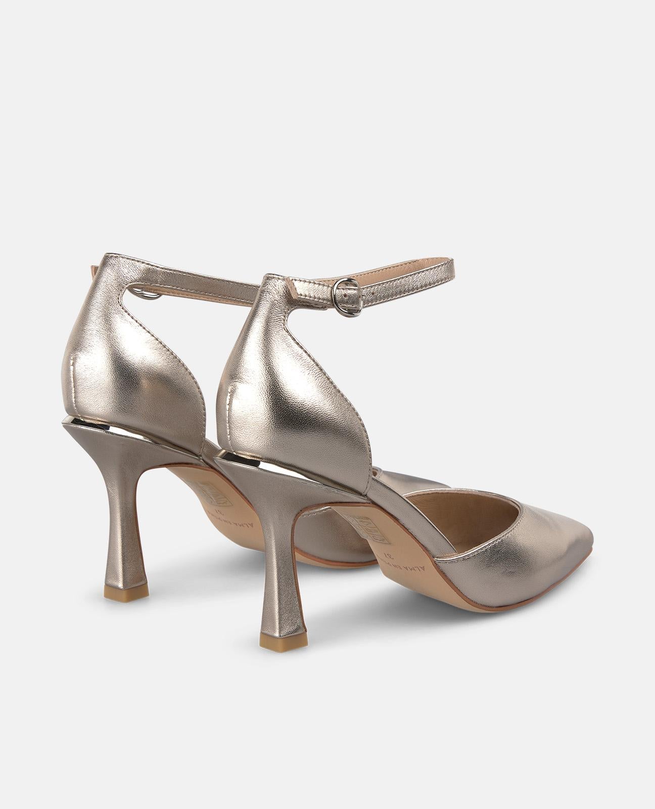 alma-en-pena-special-heel-pumps-metallic-pumps-9-cm-in-bronze image 3