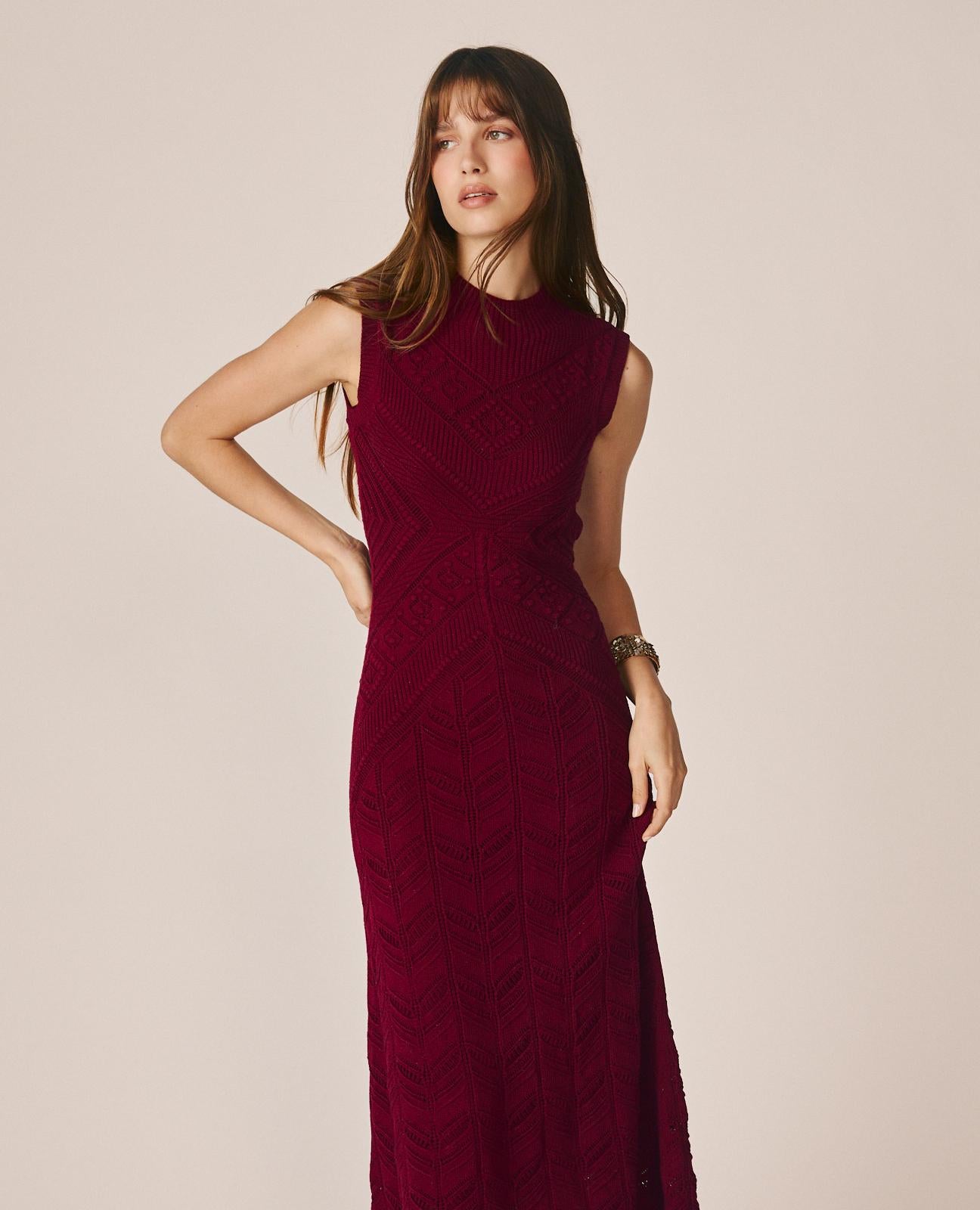 alma-en-pena-openwork-knit-maxikleid-bordeaux-100-baumwolle image 3