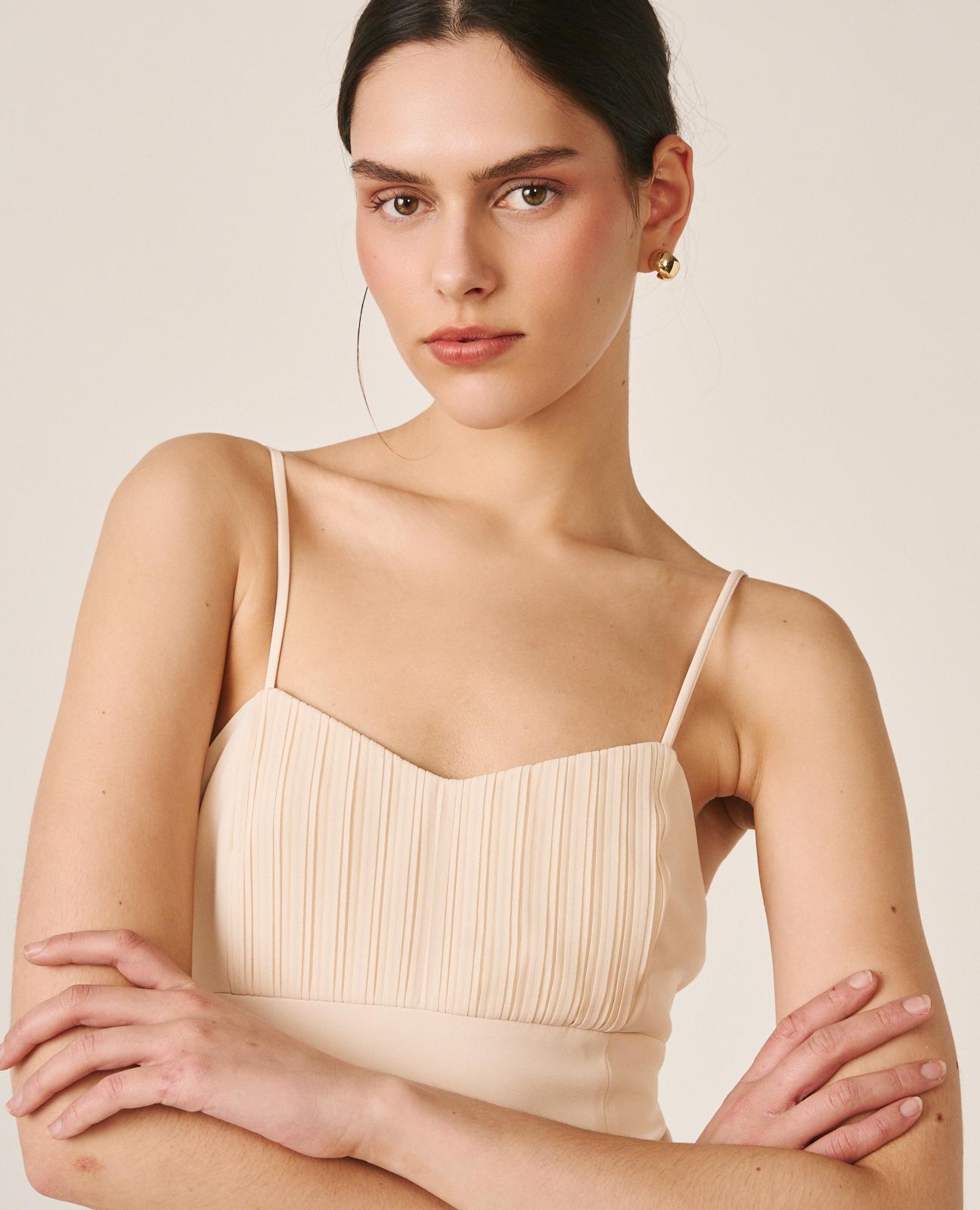 alma-en-pena-63206-midi-cr-pe-kleid-mit-v-ausschnitt-champagner-wei image 3