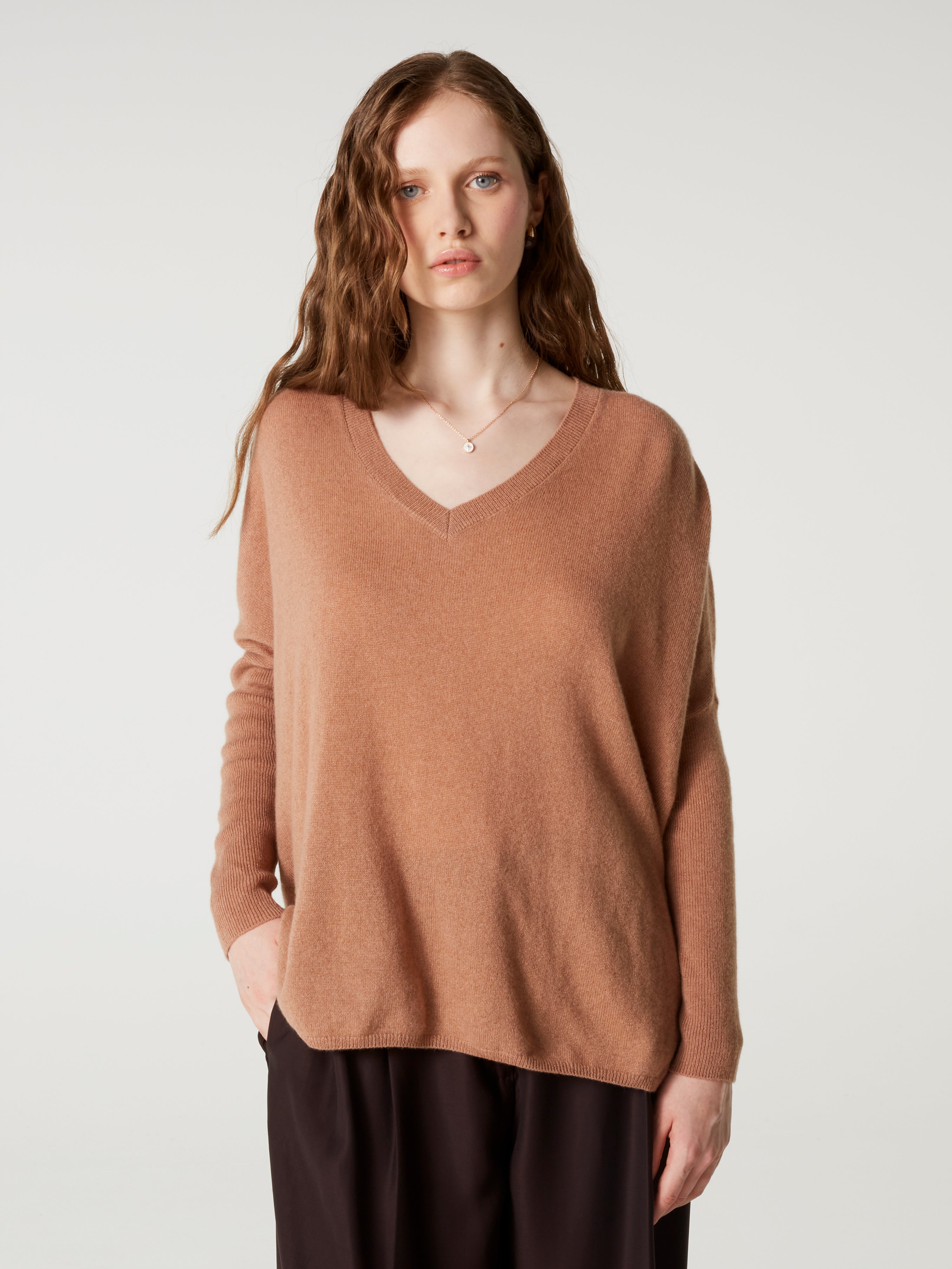 absolut-chloe-poncho-pullover-v-ausschnitt-kaschmir-braun-mix image 3