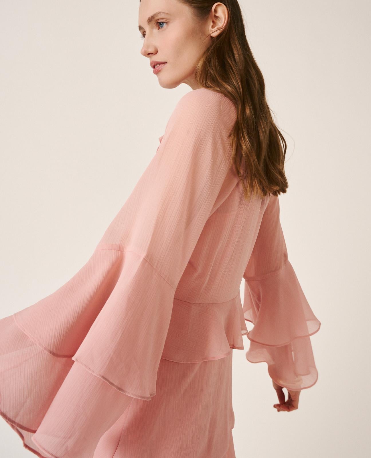 alma-en-pena-minikleid-aus-chiffon-mit-trompeten-rmeln-rosa image 3