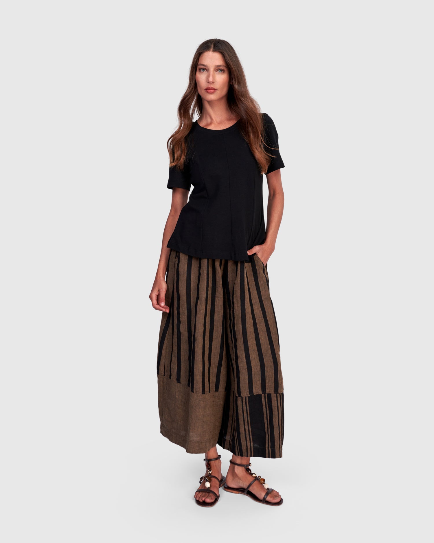 alembika-mesa-sp719t-leinenhose-wide-leg-sepia-black image 7