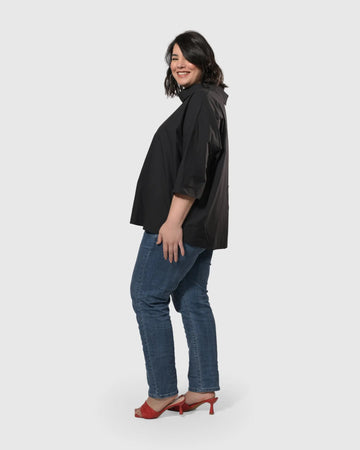 alembika-urban-boxy-button-back-top-black-top image 6