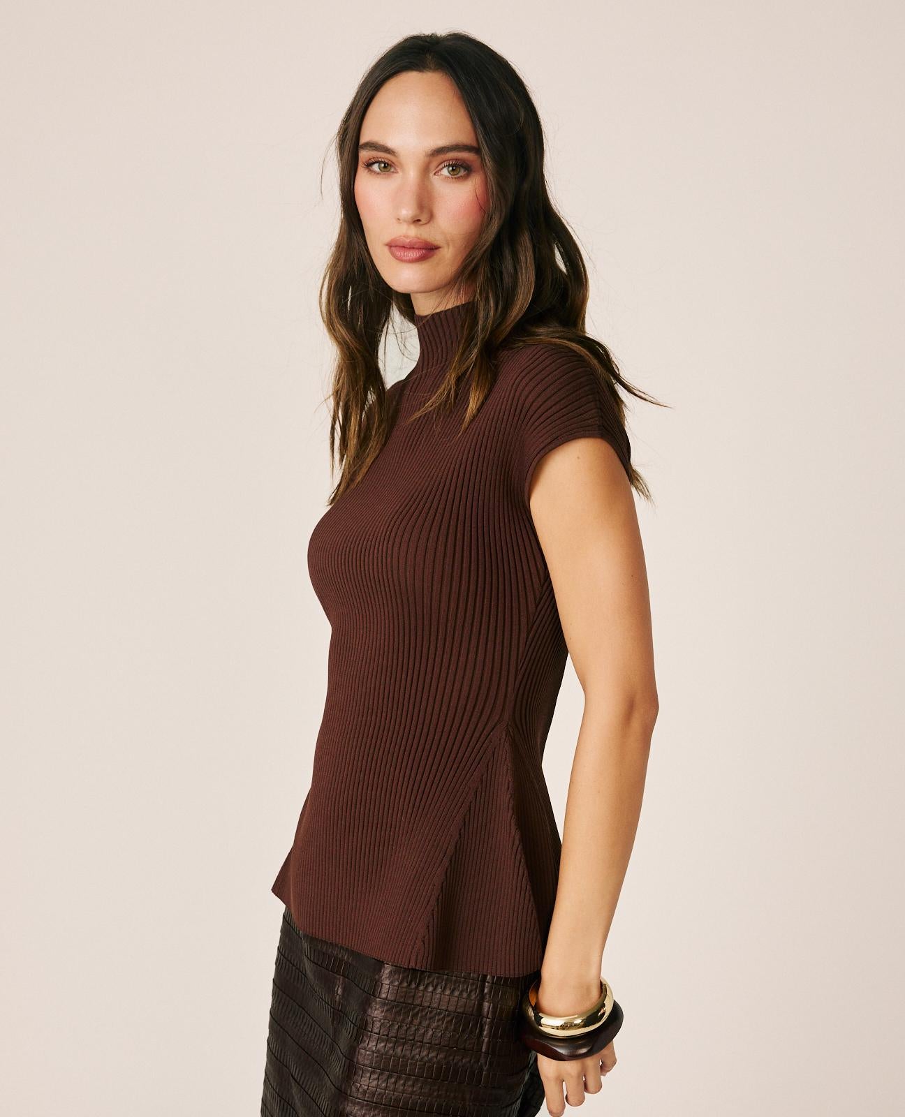 alma-en-pena-alfa-64521-ripp-top-rmellos-braun-peplum image 2