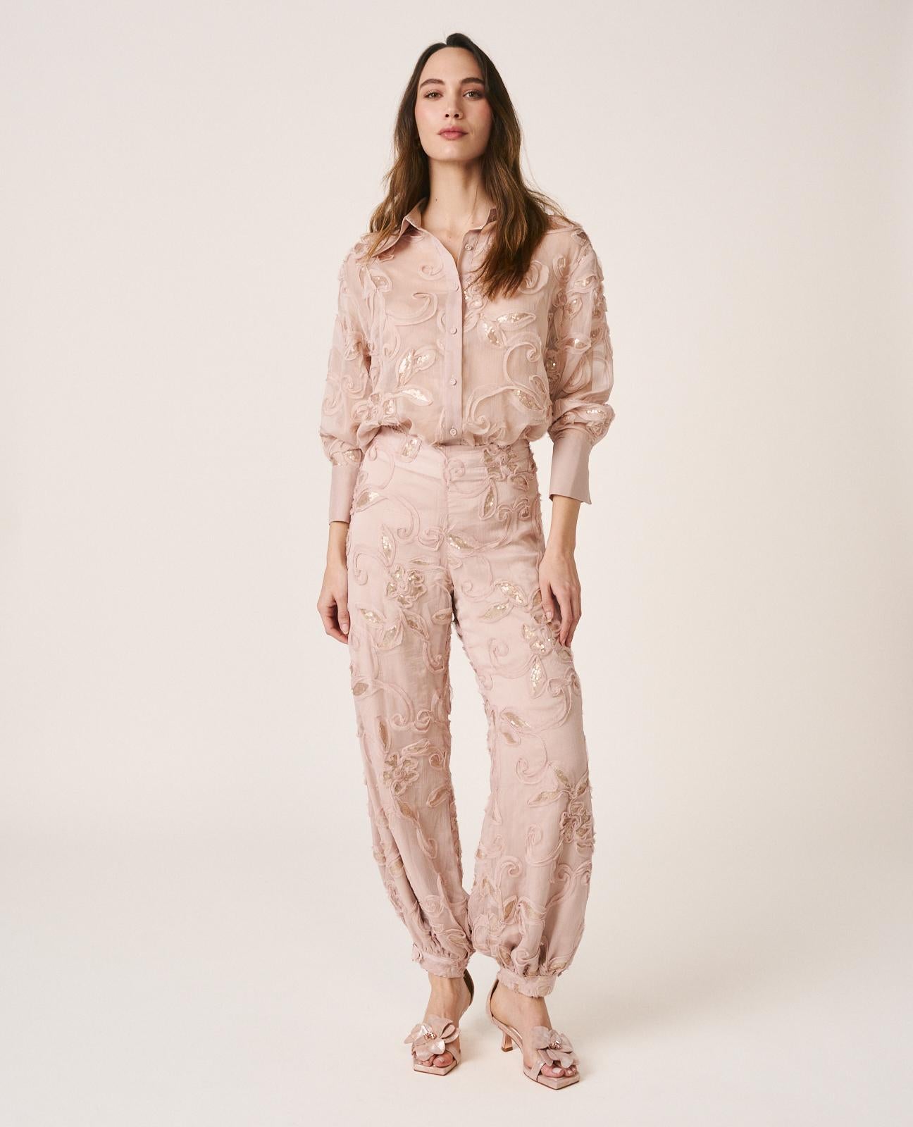 alma-en-pena-hose-floral-rosa-kn-chellang image 1