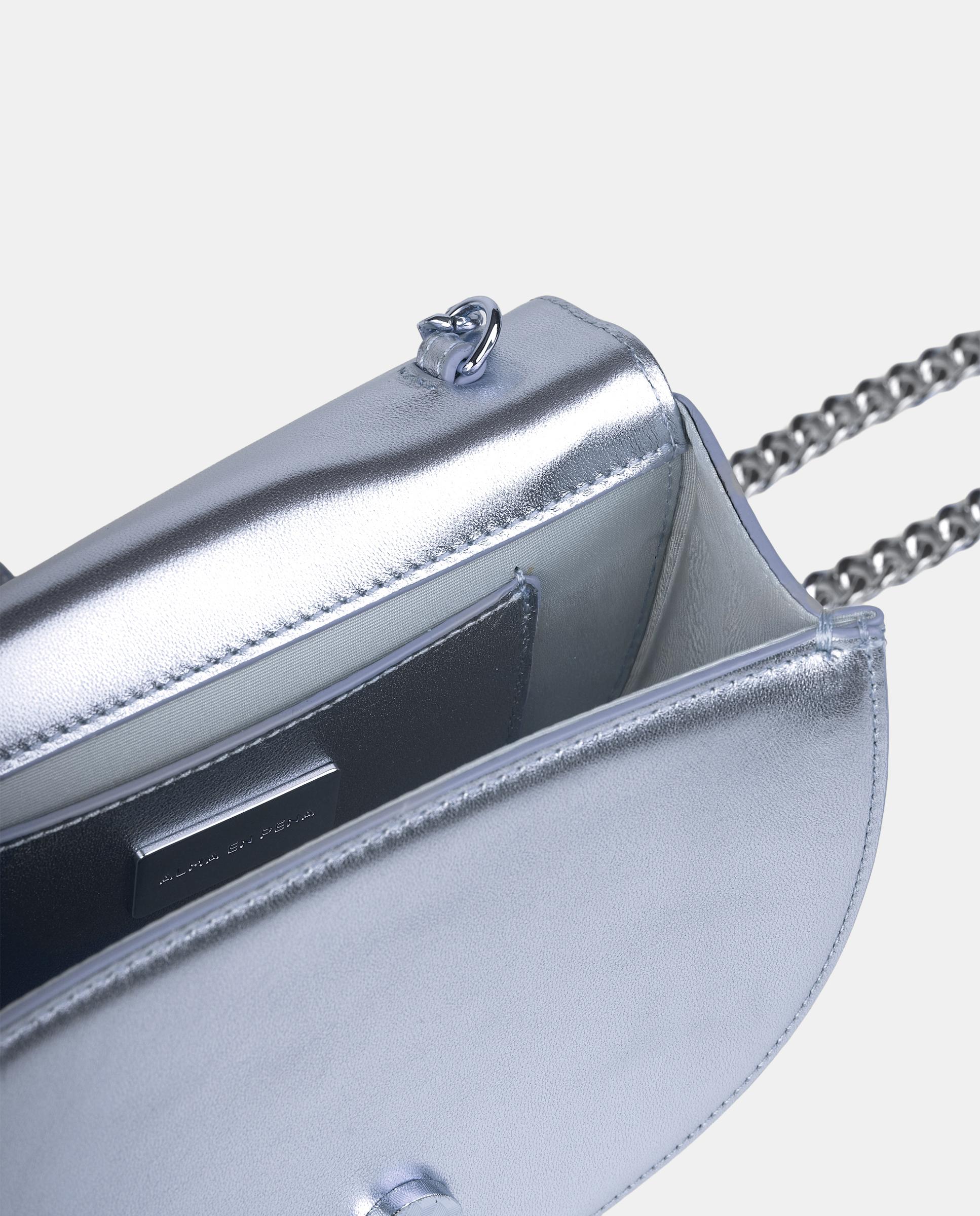 alma-en-pena-cinderella-halbmond-tasche-hellblau-leder image 3