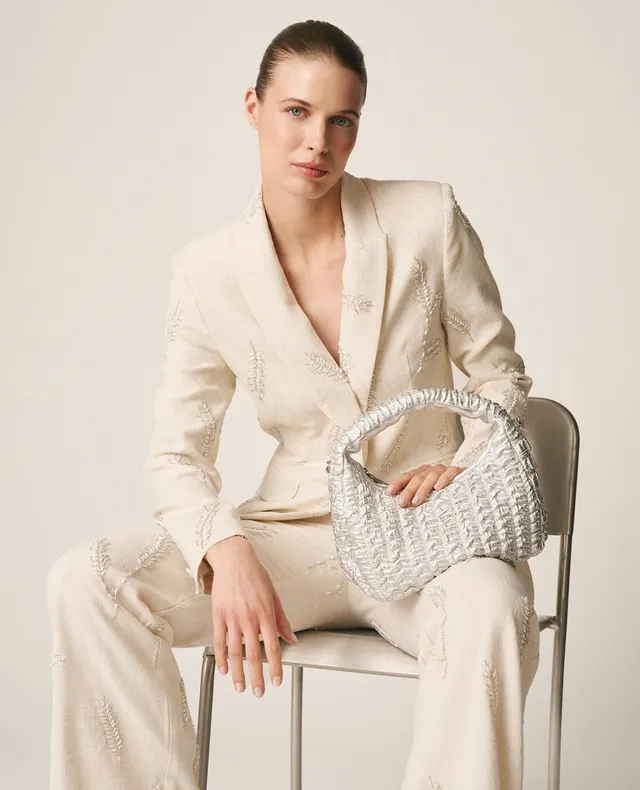 alma-en-pena-embossed-bag-leder-umh-ngetasche-silber-gepr-gt image 1
