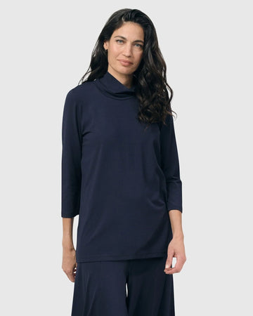 alembika-essential-mockneck-top-navy image 4