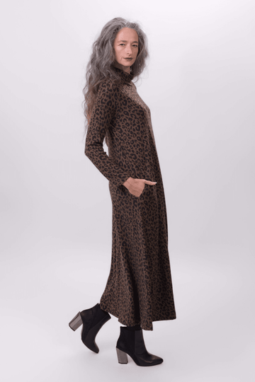 alembika-chiu-swing-kleid-brown-baby-cheetah-print image 2
